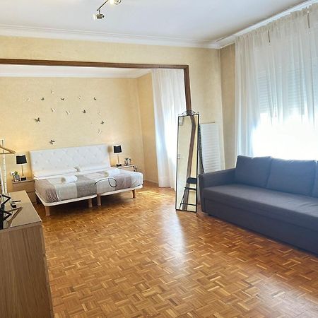Rooms Villaroel Barcelona Exteriér fotografie